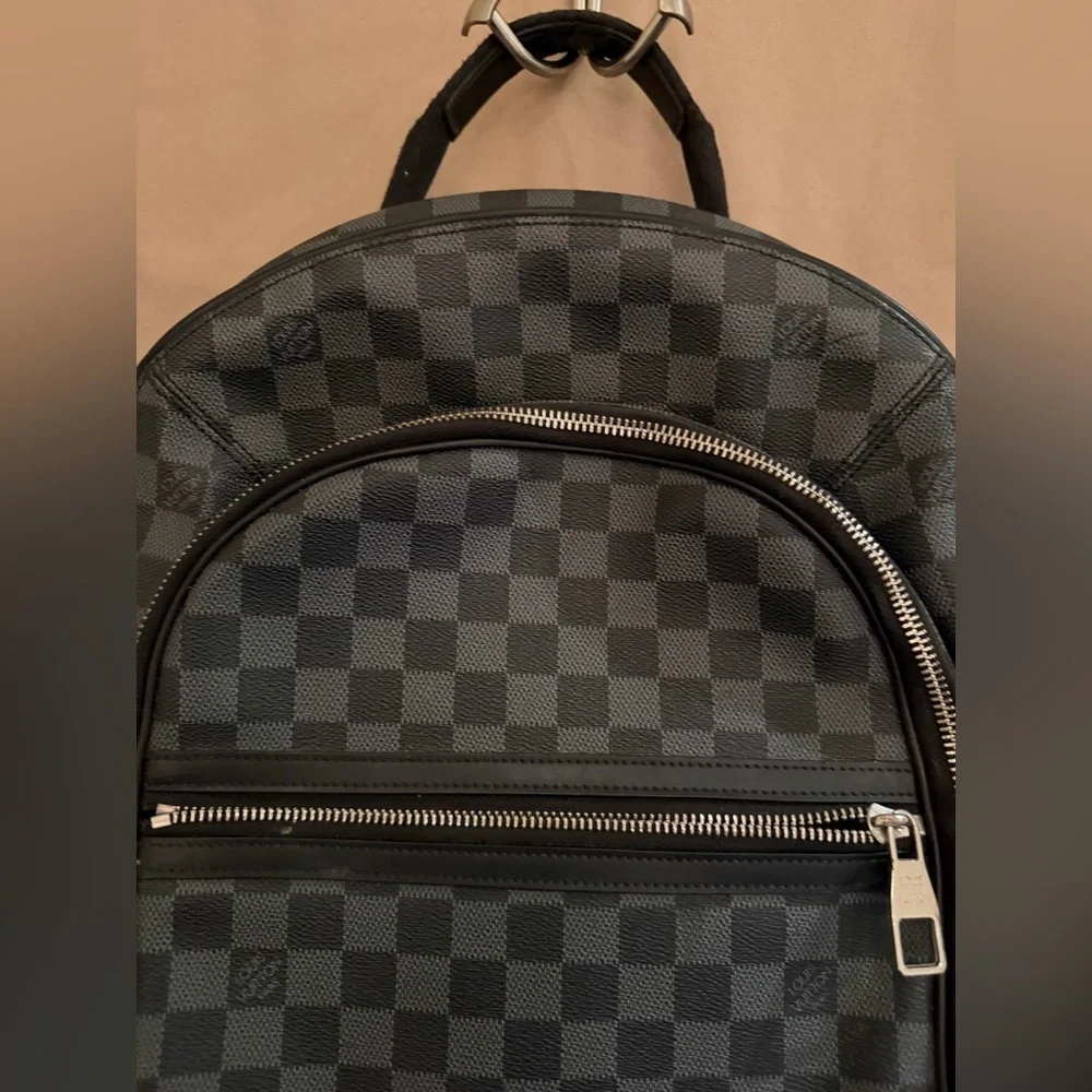 Louis Vuitton Michael Damier canvas backpack five interior pockets black /gray